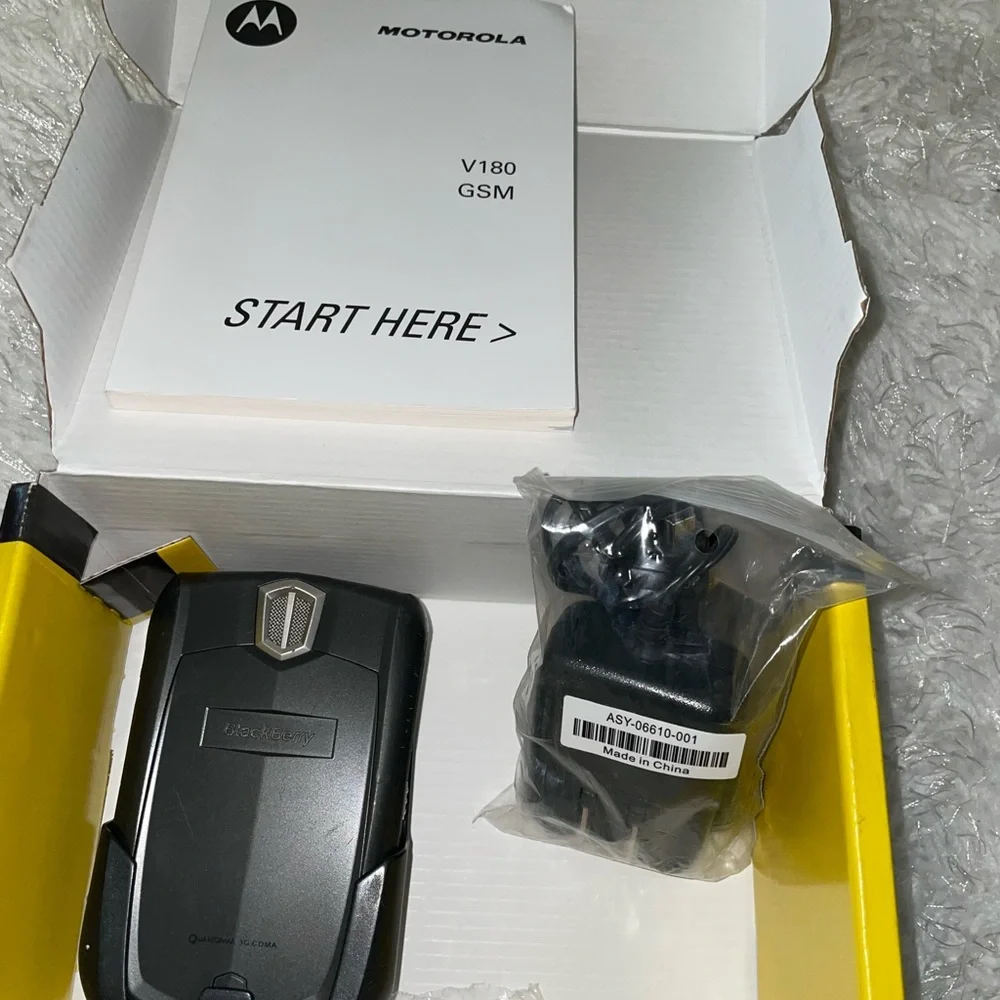 🎊♥️🎈🎈2️⃣TIMES🤩HOST PICK🎉🎊🎁 Motorola Blackberry Phone 📱
